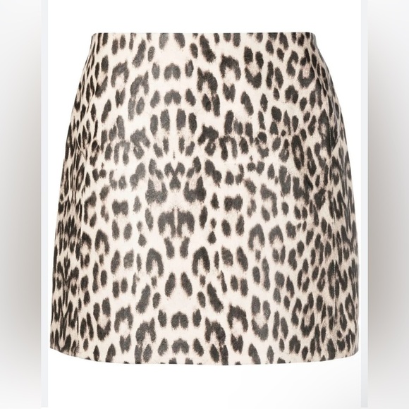 BAUM UND PFERDGARTEN Leopard print leather Pencil Mini Skirt for Night Out - Picture 2 of 5